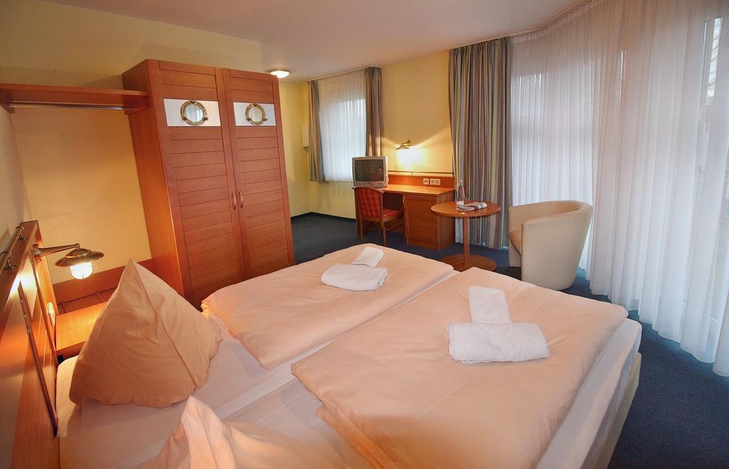 Haus Weida Hotell Breege Rum bild